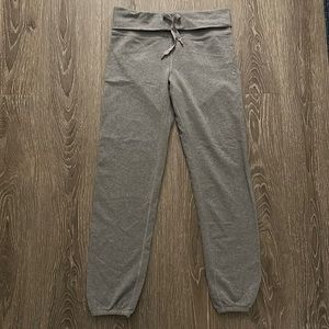 Lululemon - Grey Joggers - Size 6